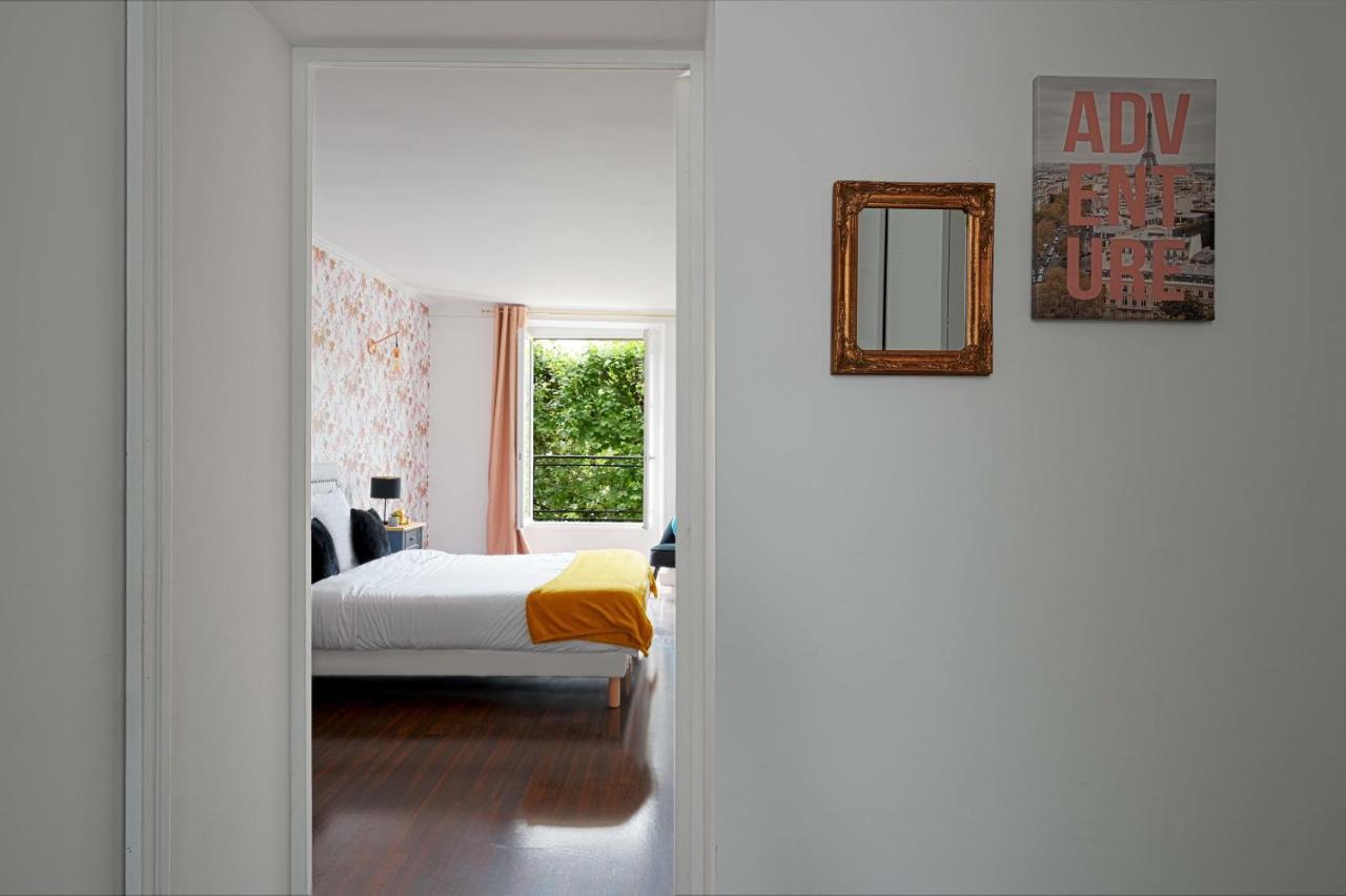 Sublime Appartement -Versailles Versalhes Exterior foto